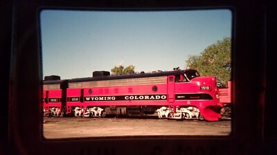 XSJ04 35MM Train Slide MOTOR LOKOMOTIVE RR WYCO FP7A 1510 LARAMIE 6. JUNI 1994