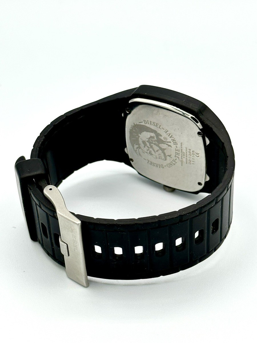 DIESEL MEN‘S WATCH DZ-1384メンズクォーツウォッチ Pre-Owned Diesel DZ-1384 Men's Rubber Strap Analog Black
