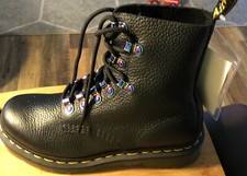 ONE BOOT ONLY! NEW Ladies Dr Marten SINGLE Left Boot Size 6