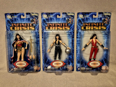 DC Direct Infinite Crisis - Wonder Woman, Donna Troy, Wonder Girl - Series 2 OVP