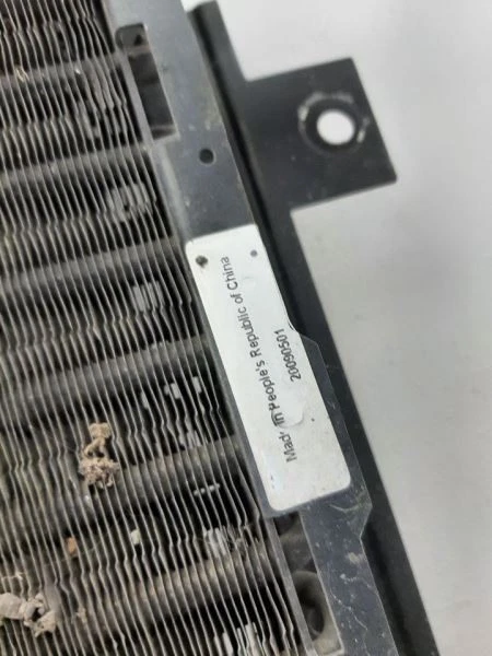 Condensador de CA con CA trasero 95-05 Chevrolet Astro 52456513 Foto 3 de 4