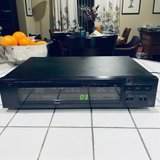 Luxman T-107 A/V Preamplifier  Control Center...