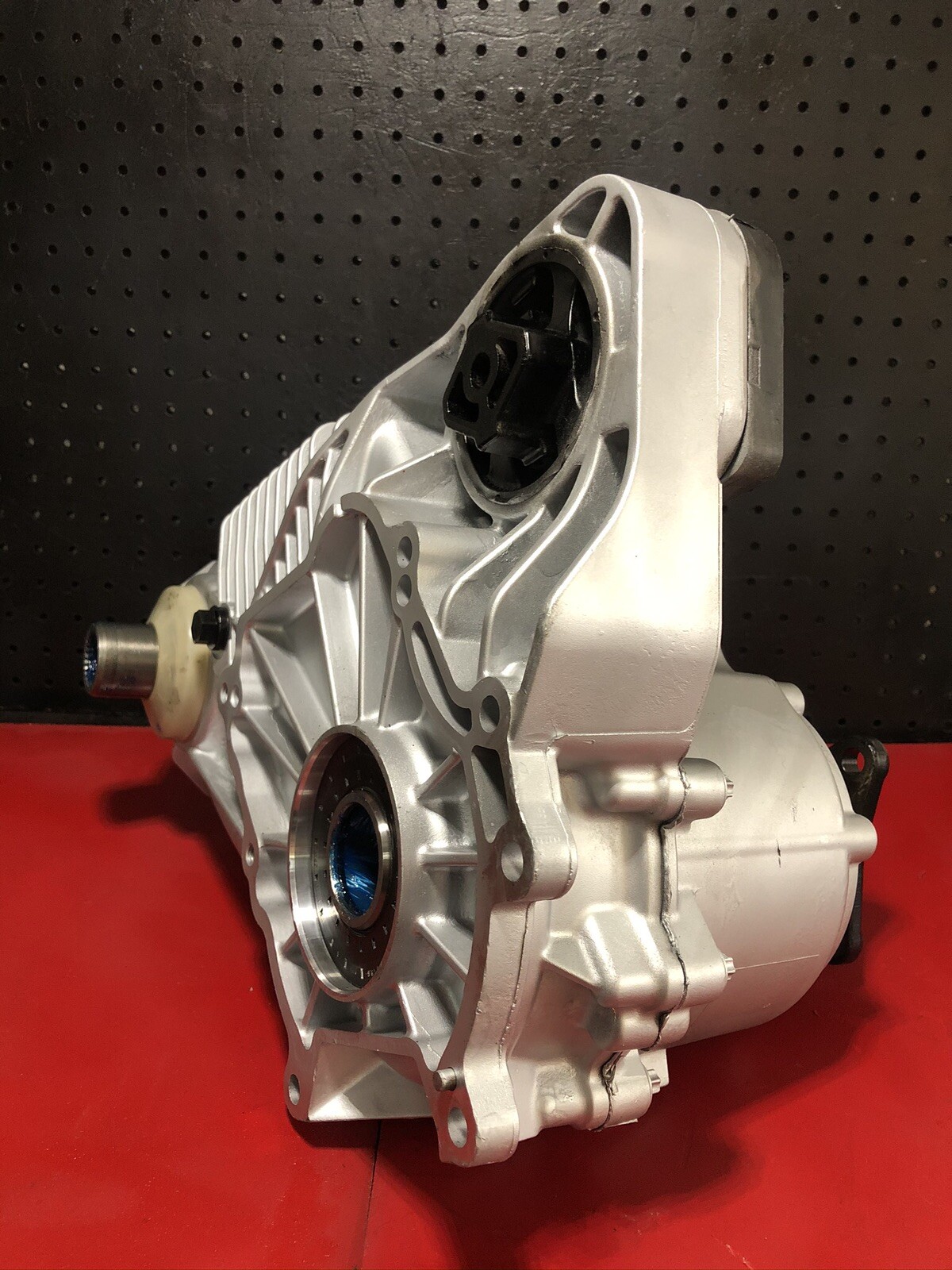 20032006 BMW X5 E53 ATC500 Transfer Case Part 27107555295 for sale