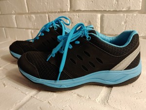 vionic venture walking shoes