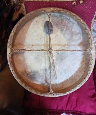 *MAGNIFICENT OLD LG .NATIVE AMERICAN PACIFIC NORTHWEST COAST DRUM BUFFALO 20''  *