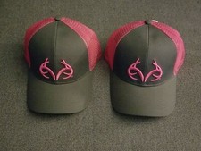 2 REALTREE HUNTING PINK SNAPBACKS NEW