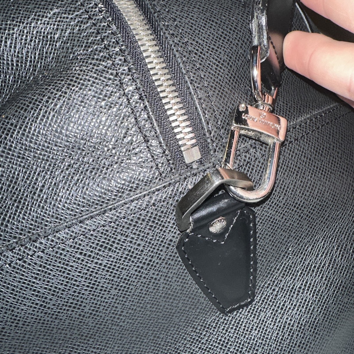 LOUIS VUITTON - LV Boston Bag Kendall GM Ardoise Black Taiga