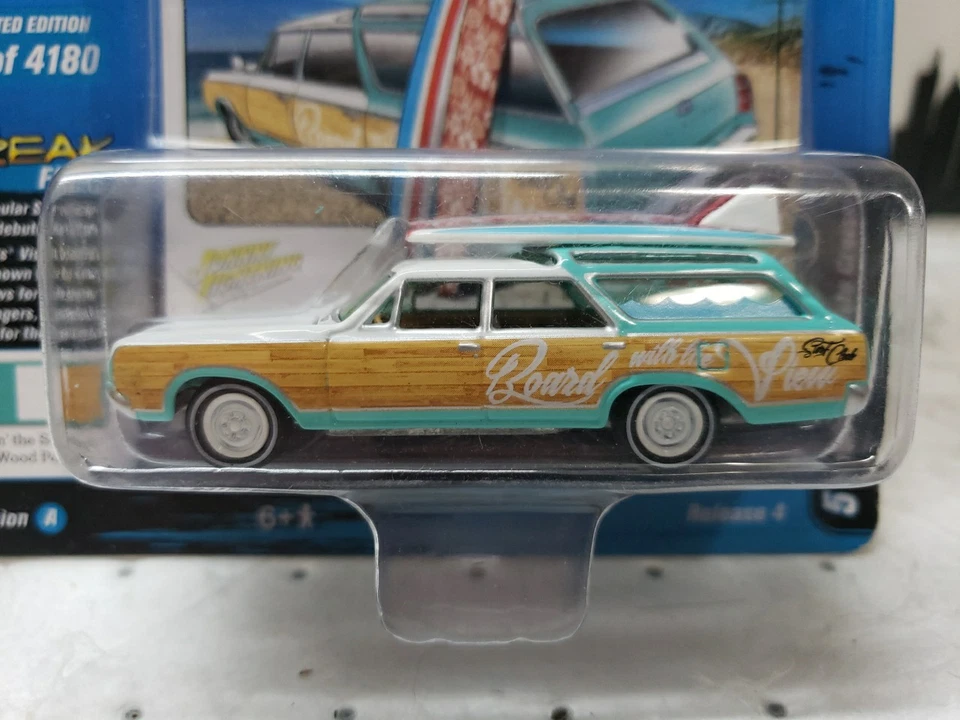 Johnny Lightning 1964 Oldsmobile Vista Cruiser Street Freaks Surf Rods 1 de 4180 Foto 2 de 3