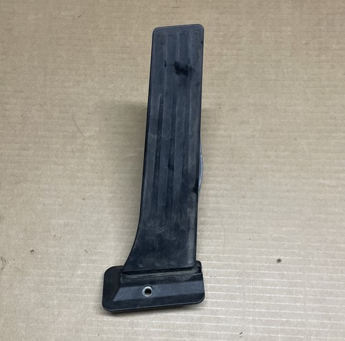 BMW 3er E90 E91 E92 E60 E61 LCI Fahrpedalmodul Gaspedal Schaltgetriebe 6852643