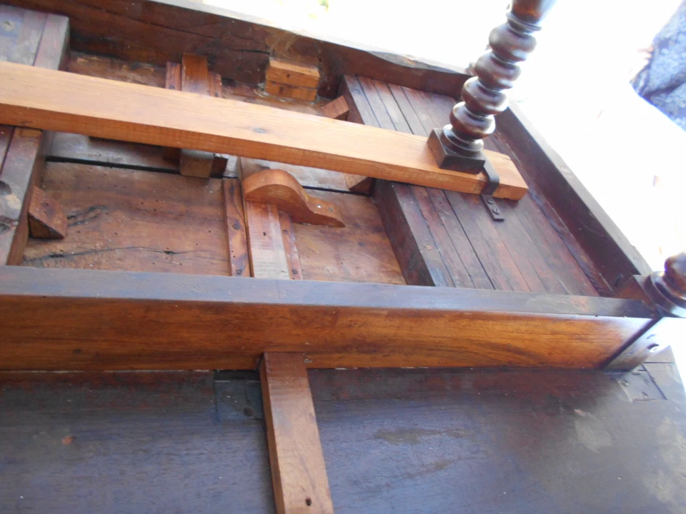 Table de famille, table ancienne en noyer avec 1 rallonge, style louis Philippe  - Photo 2/4