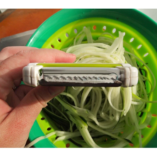 JULIENNE CAROTE ZUCCHINE TAGLIA MANUALE VERDURE ORTAGGI CUCINA ACCIAIO ch - Immagine 2 di 4