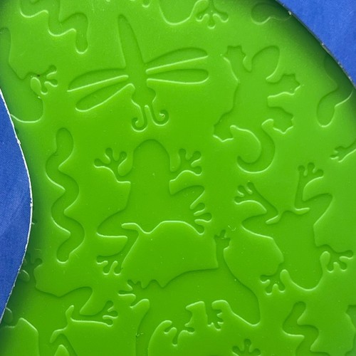 Fiskars Texture Embossing Plates Assortment 6 Double Sided Plates- 12 Designs - Picture 4 of 12