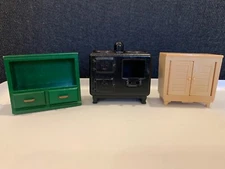 VTG 1985 Calico Critters Sylvanian Families Green Bookcase & Black Stove, Hutch