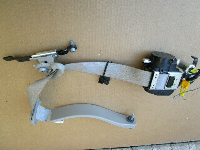 2009-2011 Lincoln Town Car Front Passenger Side Seat Belt