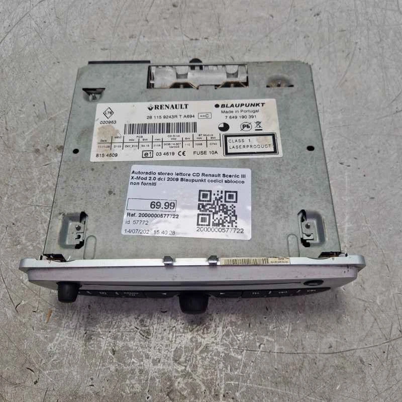 Autoradio stereo lettore CD Renault Scenic III X-Mod 2.0 dci 2009 Blaupunkt codi - Immagine 2 di 4