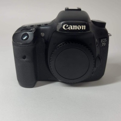 Canon EOS 7D 18.0MP DSLR Digital
