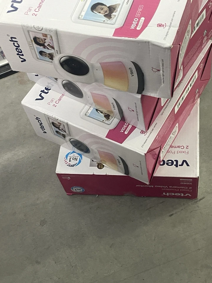 Vtech 2 VM5255-2 Camera Video Monitor With Pan Zoom & Night Light  - Image 2 of 2