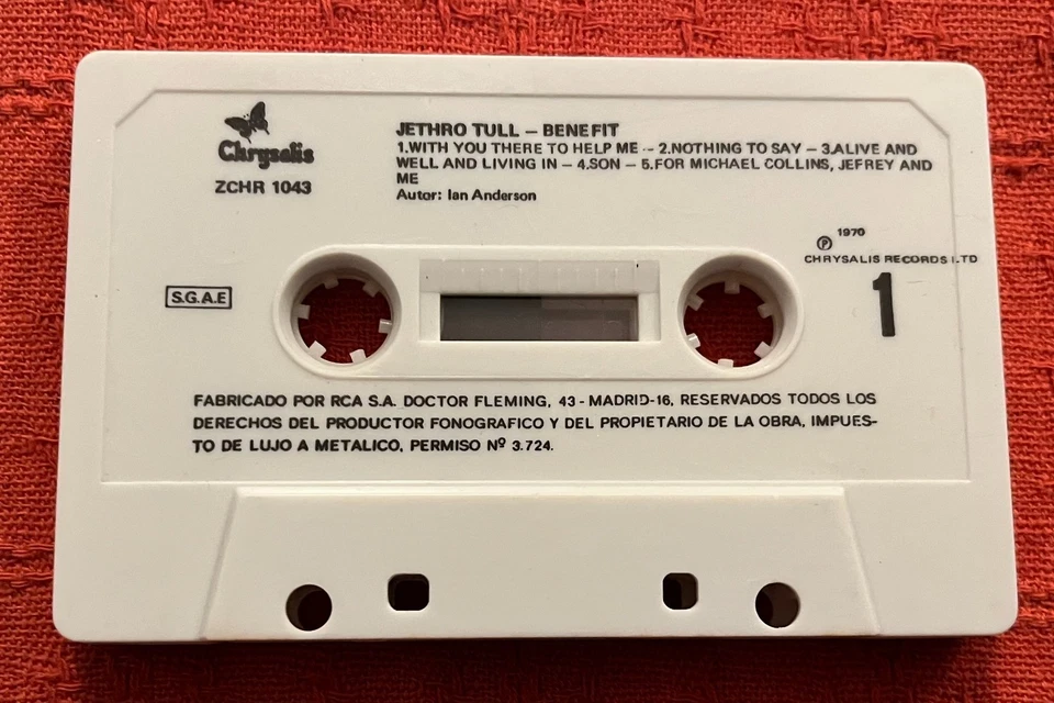 JETHRO TULL - SPANISH CASSETTE TAPE - BENEFIT - Image 2 of 4