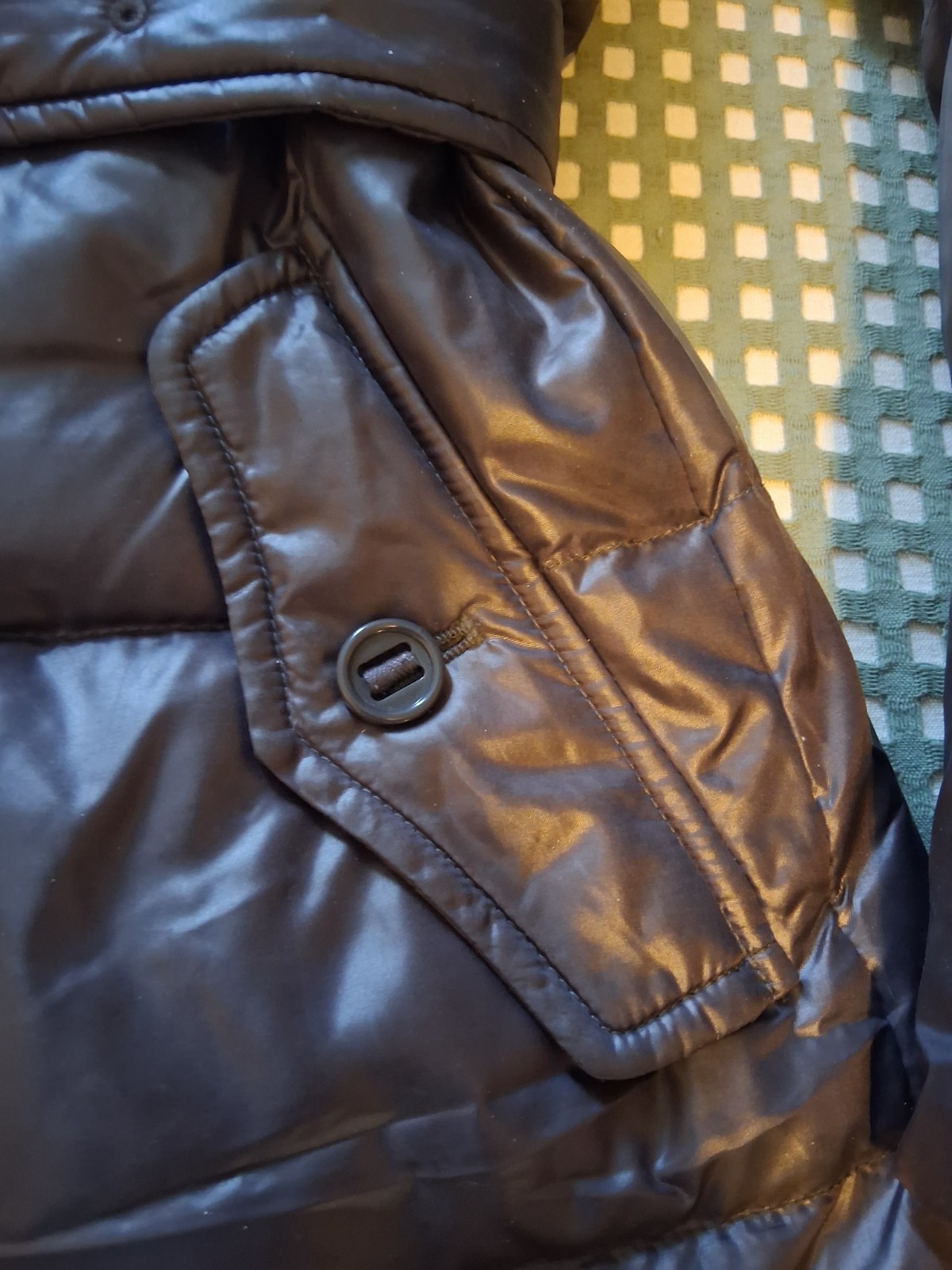 Uniqlo Dark Grey Puffer Mid Lenght Coat Size S Polyester Without a hoodie! thumbnail 8