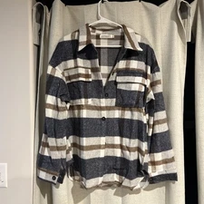 Love Shacket Flannel Shirt Blue Plaid Soft Heavyweight Large EUC NWOT