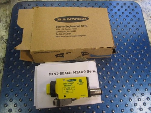 NEW BANNER MINI-BEAM SENSOR MIAD9RQ