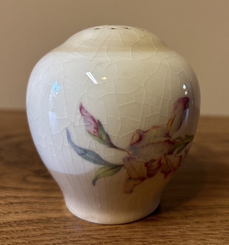 Universal Pottery Purple Iris Pepper Shaker With Cork One (1) Vintage - Picture 6 of 8