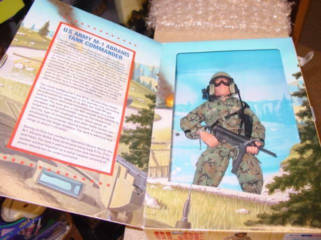 ミリタリー GI JOE 1997 U.S. ARMY TANK COMMANDER Hasbro 1997 : US ARMY TANK COMMANDER - Limited Edition