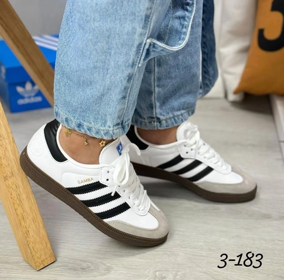 Preços baixos em adidas Samba Black White Gum | eBay