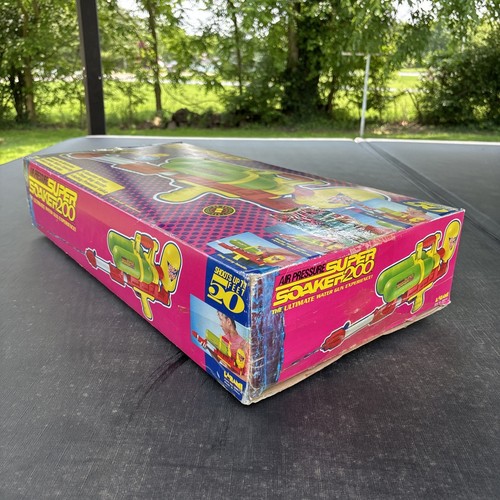 Vintage Super Soaker 200 Larami 1990 W/Box 9933-0 TESTED WORKS SEE VIDEO - Picture 22 of 24
