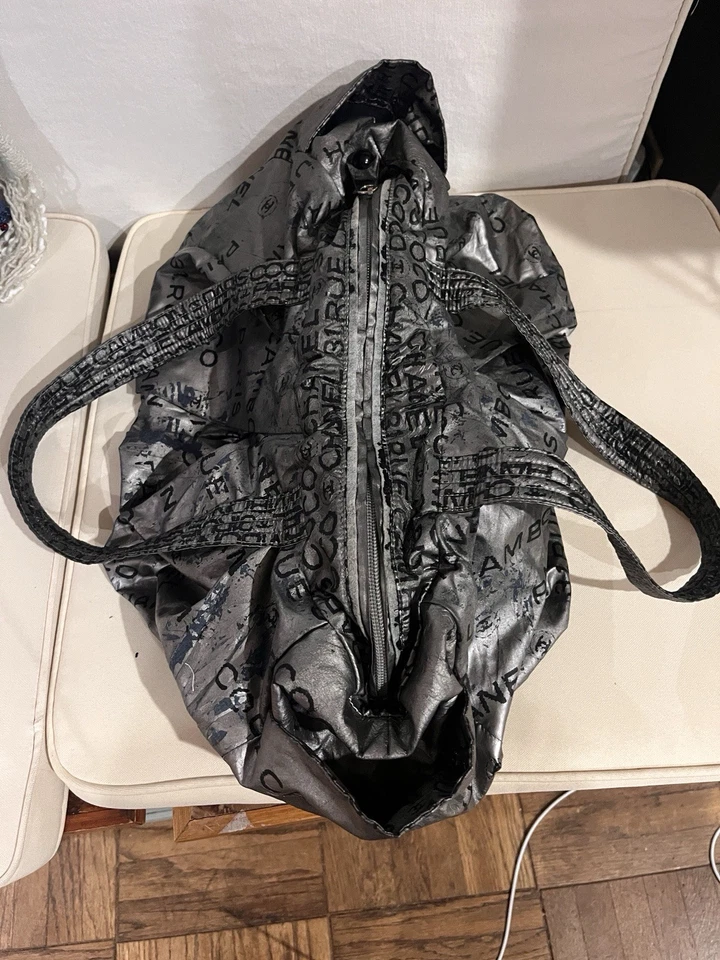 Bolso Chanel Project dañado Foto 4 de 4