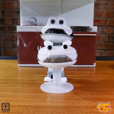 Herocross Happi Class Burger Kun White Ver PVC ABS Figure Designer