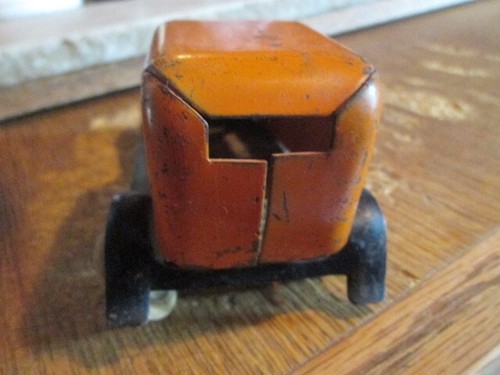 Wyandotte Four Door Sedan Pressed Steel Rubber Wheels to restor Orig Orange 9427 - Picture 3 of 7