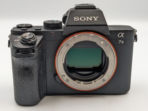 Sony Alpha a7 II 24.3MP Mirrorless Digital Camera Body ILCE7M2/B y175 - Picture 2 of 18