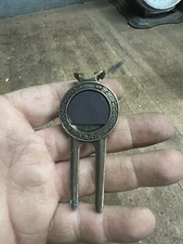 Vintage Old Golf Design #507 Club Ball Marker Holder Divot Tool Ornate Brass USA