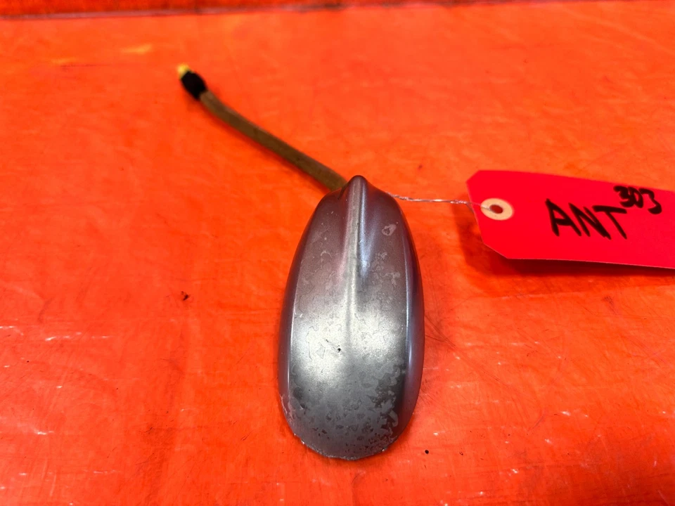 09-11 MAZDA RX8 RX-8 - MONTAJE DE ANTENA DE FÁBRICA - FÁBRICA ORIGINAL #303 Foto 2 de 4