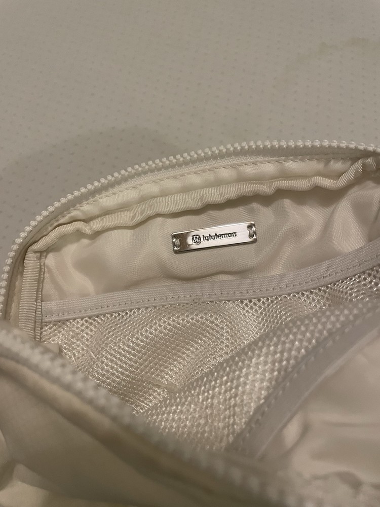 lululemon Everywhere Belt Bag for On-the-Go Style