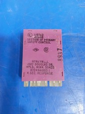 HONEYWELL R7249A 1003 2-4 Second Response Plug In UV Amplifier