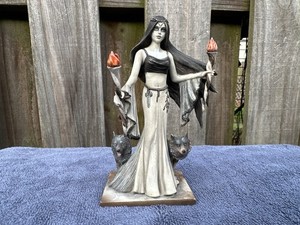 Jessica Galbreth Hekate Ea38916 The Enchanted Art Of Jessica Galbreth 2010