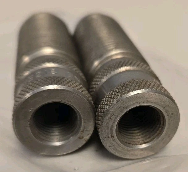 Juego de 2 medidores de recarga de troqueles de carabina RCBS 30 Foto 2 de 4