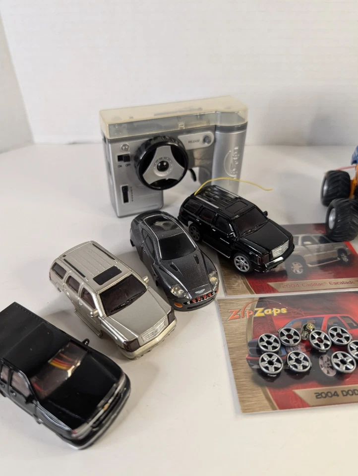 Zip Zaps Micro RC Lot Cars Bodies Remote Spare Parts, Read - Image 3 of 4