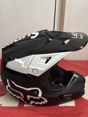 Casco Supreme x Fox Racing V2 nero black Helm Limited Edition Moto Motocross S