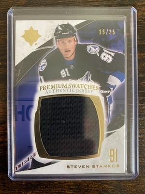 2010-11 Ultimate Collection - Premium Swatches Steven Stamkos #P-SS /35 (MEM)