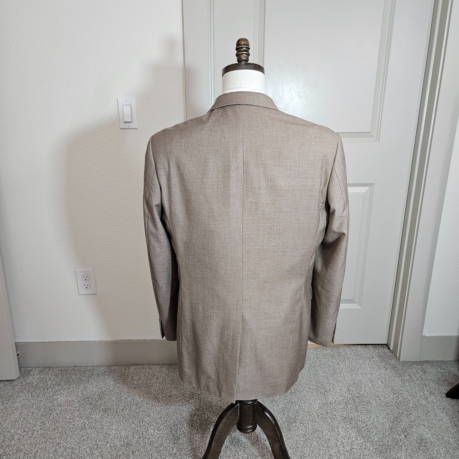 Picture 4 of 24