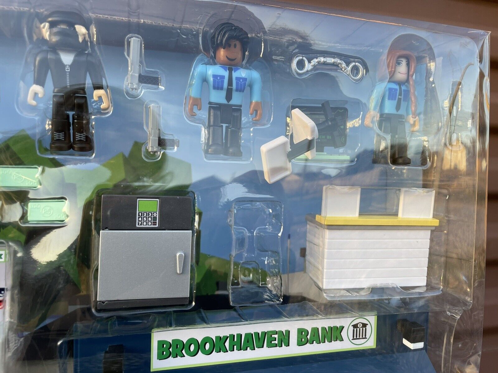 Roblox Action Collection Brookhaven: Outlaw and Order Deluxe Playset Toy  Gift