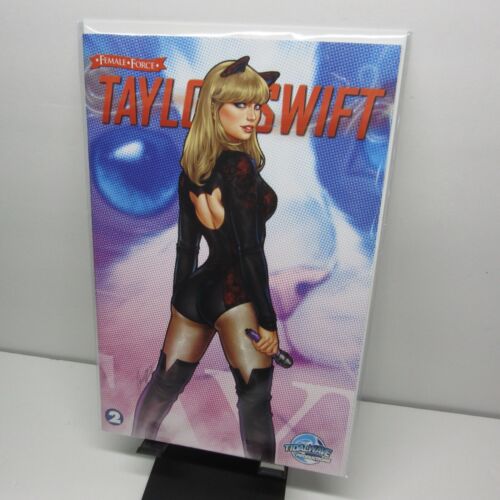 Female Force: Taylor Swift 2 Elias Chatzoudis CAT C2E2 Trade Variant Limited 500 - Bild 2 von 2