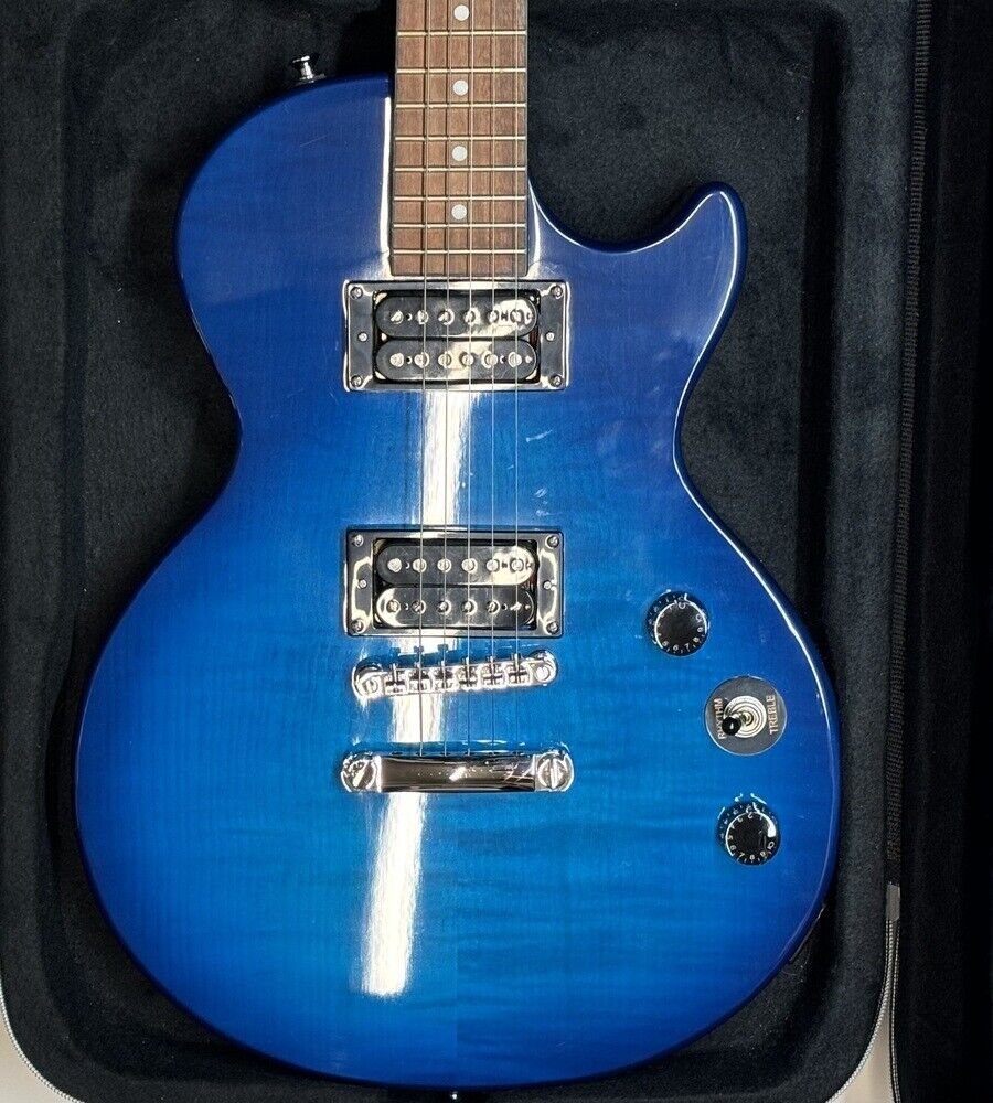 Blue Les Paul Model Epiphone Special-II Plus Top Limited Blue Les Paul Model Epiphone Special-II Plus Top Limited
