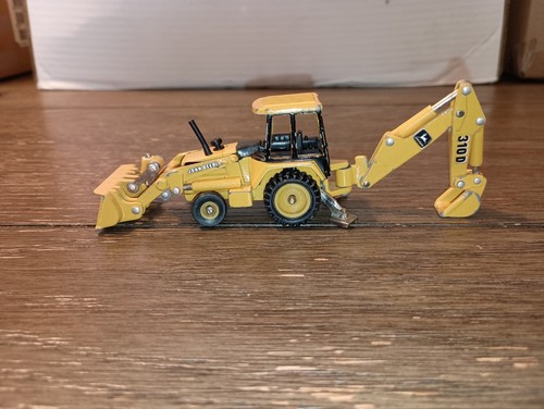 Vintage Ertl John Deere 310D 1/64 Diecast Backhoe Loader Very nice condition - Picture 2 of 7