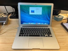 Apple MacBook Air 13.3" WORKING Laptop (128GB SSD, Intel Core i5-4250U)