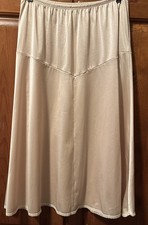 Vintage Vassarette Underneath It All A-Line 27 Beige Half Slip W/Lace Trim Sz L