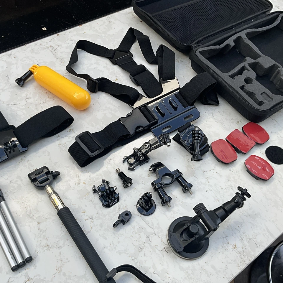 GOPRO HERO+ LCD plus TouchScreen HD fully working but limited battery life - Image 4 of 4